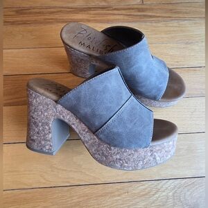 Blowfish Platform Sandals Size 9